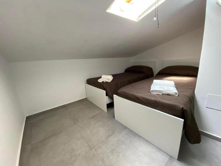 Villa Indipendente Le Coccinelle Beach Mare Piscina A 250 Mt Dal Mare Con Servizio Di Piscina A 400 Mt 12 K Da Cefalu 캄포펠리체 디 로첼라 외부 사진