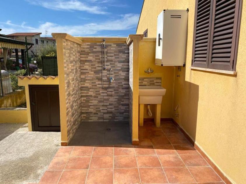 Villa Indipendente Le Coccinelle Beach Mare Piscina A 250 Mt Dal Mare Con Servizio Di Piscina A 400 Mt 12 K Da Cefalu 캄포펠리체 디 로첼라 외부 사진